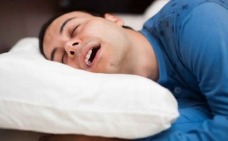 为什么痛风反复发作？可能和睡觉时打鼾有关
